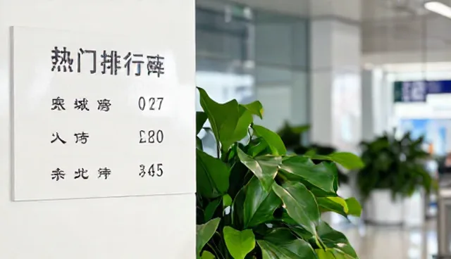 营销策划提示词结构对比：优化方法与实际取舍