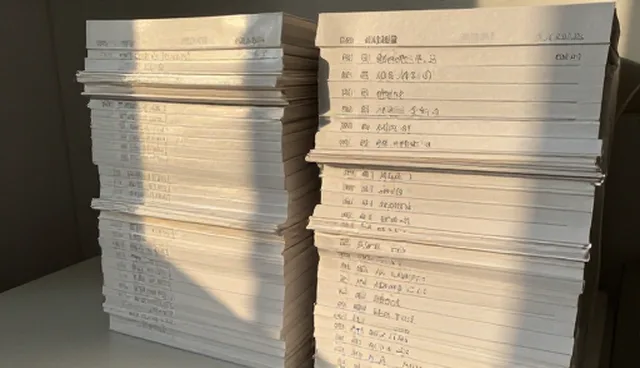 如何避免ai提示词避免违禁内容？